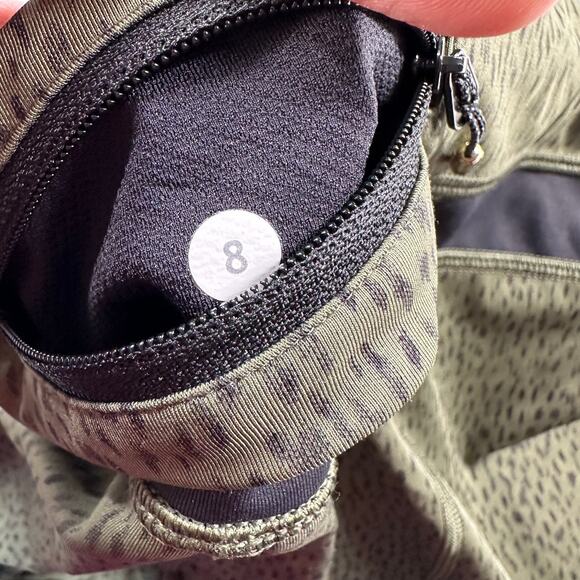 Lululemon Leggings Womens 8 Green Run Inspire Crop Luxtreme Dottie Dash Fatigue - Picture 4 of 9